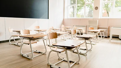 Schul- & Kindergartenreinigung card bild